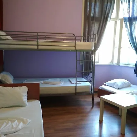 Hostel Compass